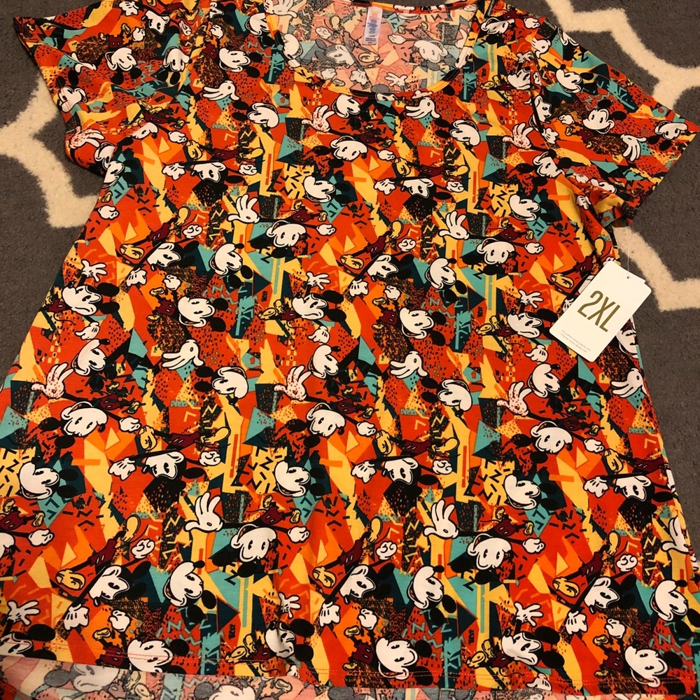 BNWT cute Disney classic tee
